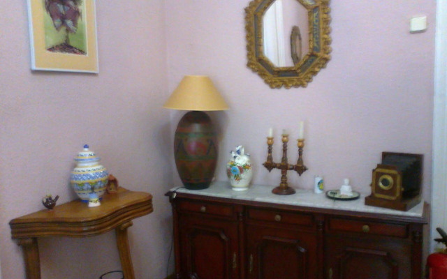Hostal Hispalense