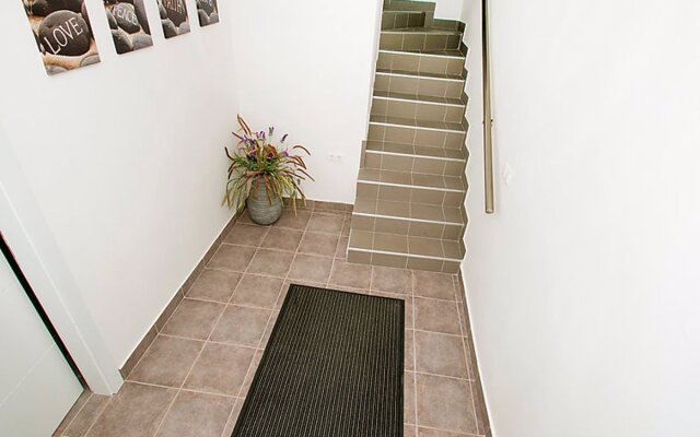 Apartment Snježana Karlobag 28020