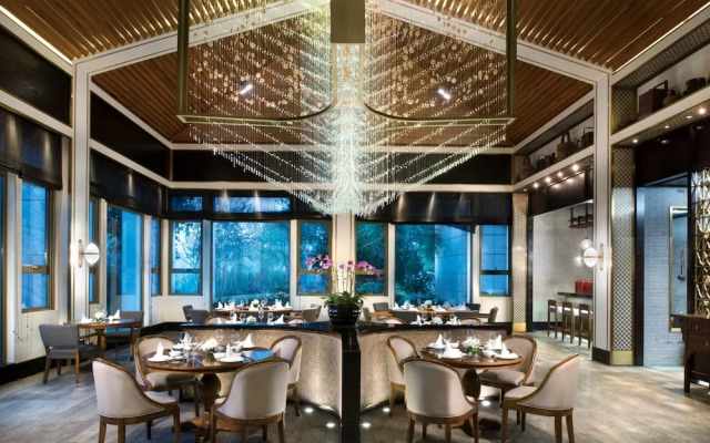 Jinji Lake Grand Hotel