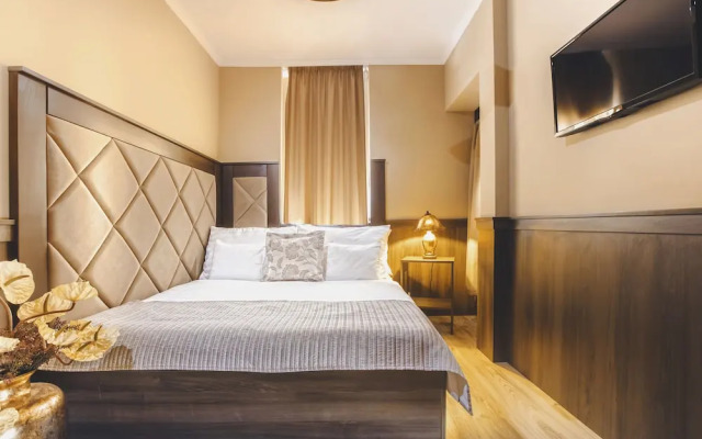 Komló Hotel Gyula