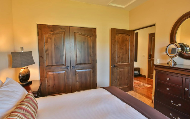Columbia Cliff Villas Hotel