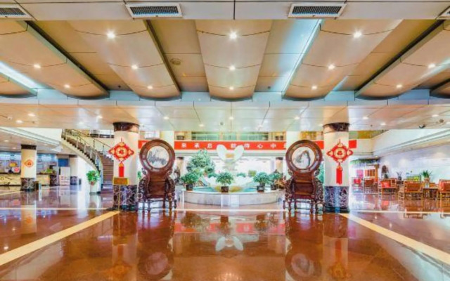 Succeed Hotel