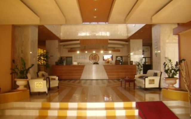 Hotel Trotus