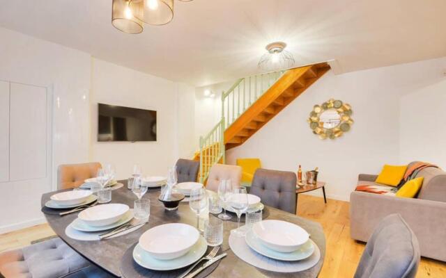 Luxueux Duplex 6 - 8pers - Full Equipped - République