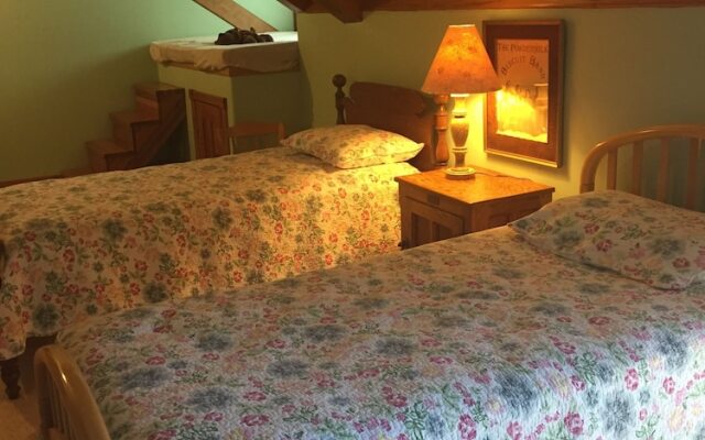 Sacred Clay Inn