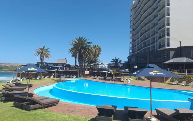 Diaz Hotel & Resort