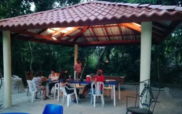 Riverside Private Lodge