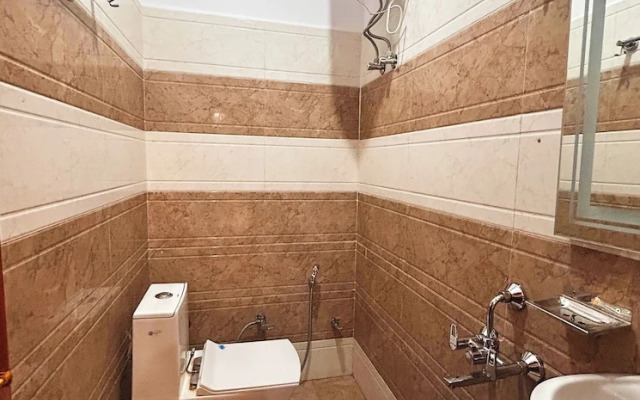 Hotel Ramayana Grand Near Ram Mandir