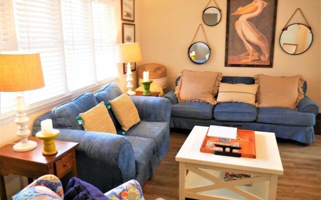 Katinka II - 3 Br Home