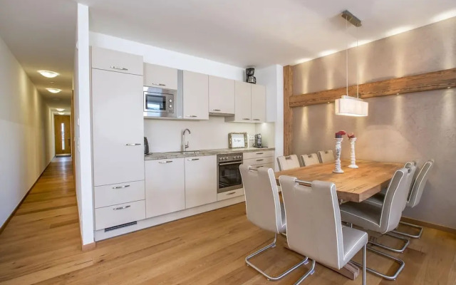 Apartment in Neukirchen by Ski Lift & Wellness