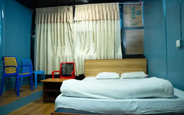 Universal Hotel & Lodge