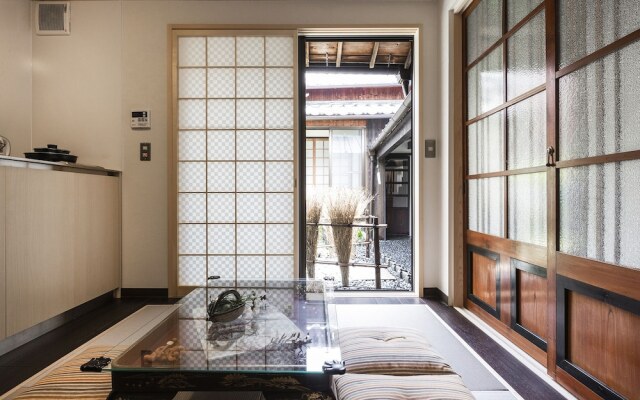 Higashiyama Jin
