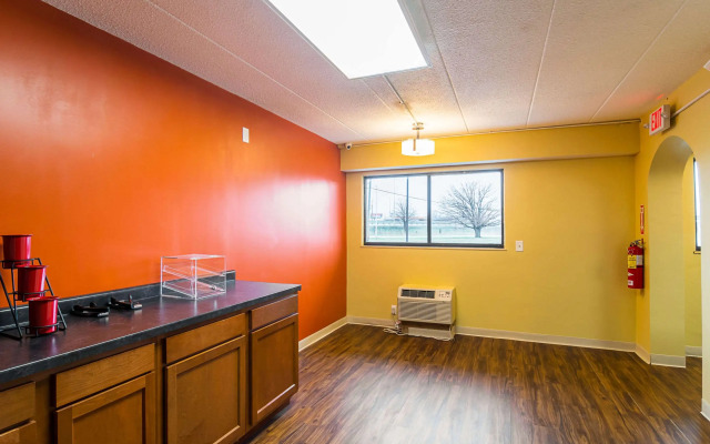 Econo Lodge South Holland