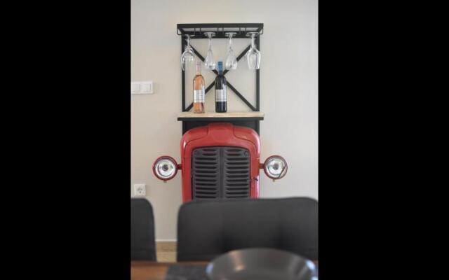 Villa Selo Mekisi the Private Villa With a Heated Pool