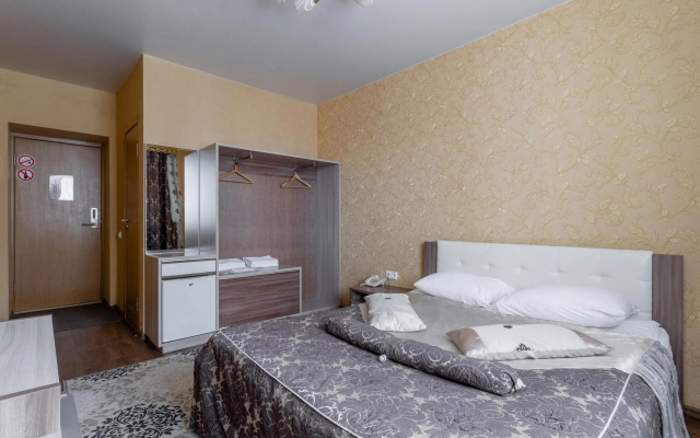 Kama Hotel