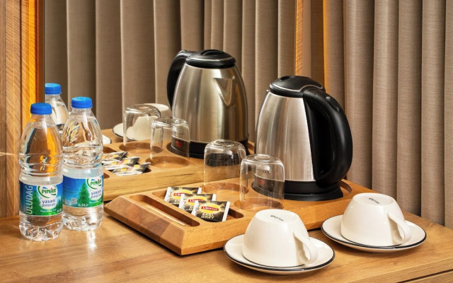 Premier Lounge Hotel