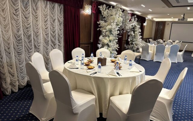 Lotus Hotel