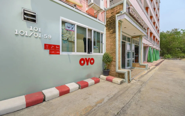 OYO 762 Chompoo