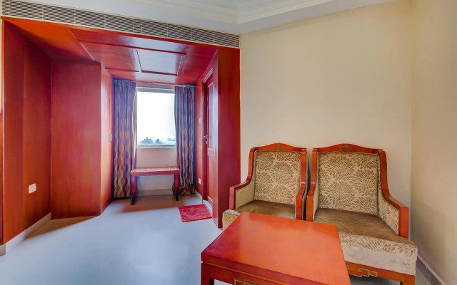 Metro Grand Hotel