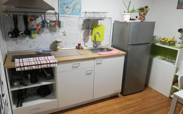 Loft Santa Cruz, Acoran