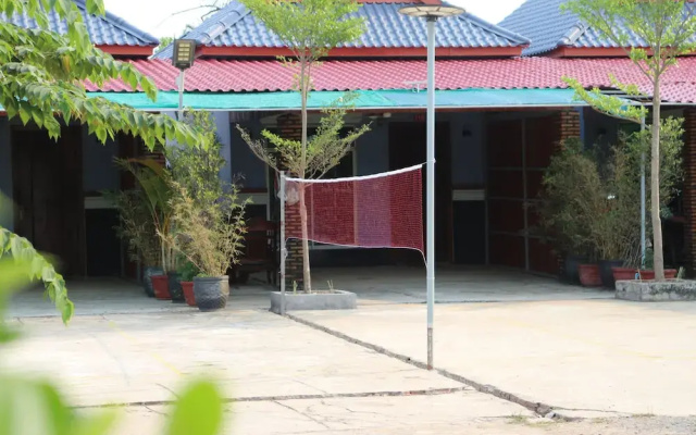 AHHA Bungalow Kampot