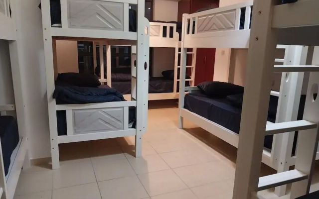 Urban Panda Hostel JBR Dubai