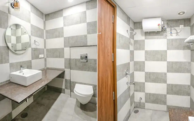 FabHotel Aerosky