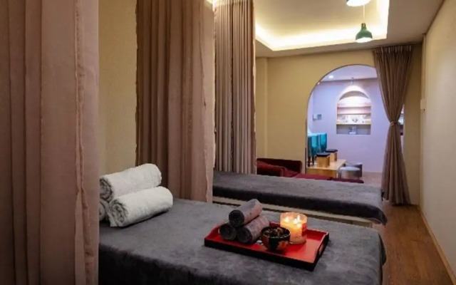 Skylark Boutique Hotel