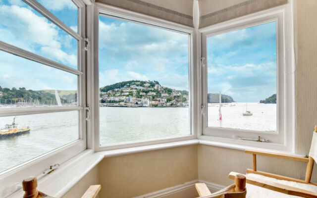 Holiday Home Bayards
