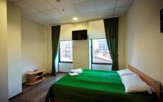 7 Days City Hotel