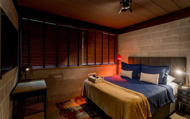 Triplex Com Design Industrial Em Itaipava | Air A2