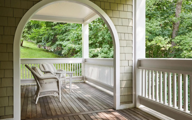 Mayflower Inn & Spa, Auberge Resorts Collection
