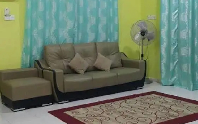 Noor Homestay