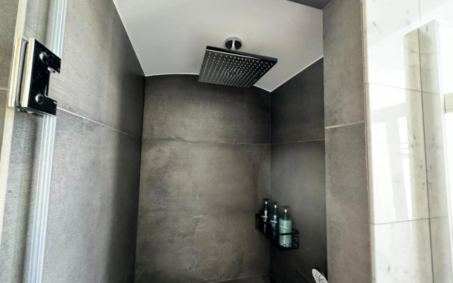 7th Heaven Vienna Center Apartments