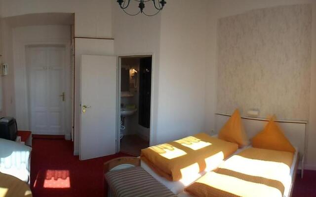 Hotel Schloonsee Garni