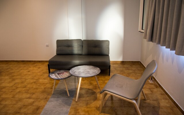 Pharos Apartments