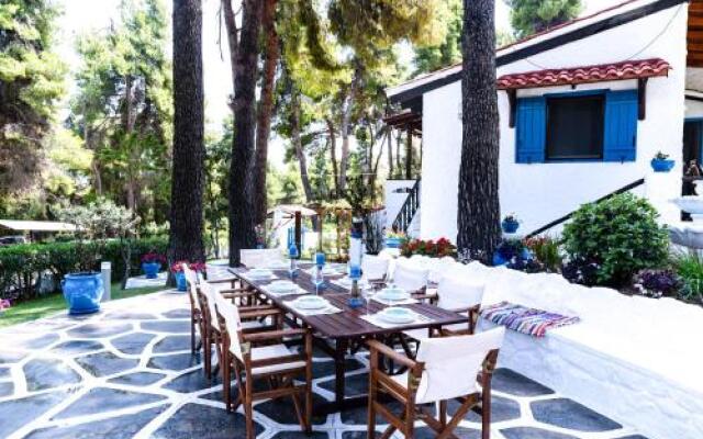 Sani Beach Forest Villa