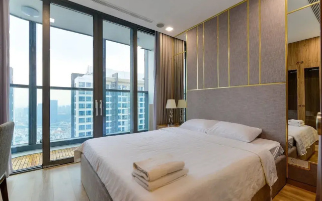 Somi Luxstay Landmark 81