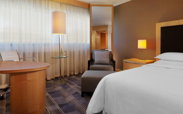 Sheraton Frankfurt Airport Hotel & Conference Center