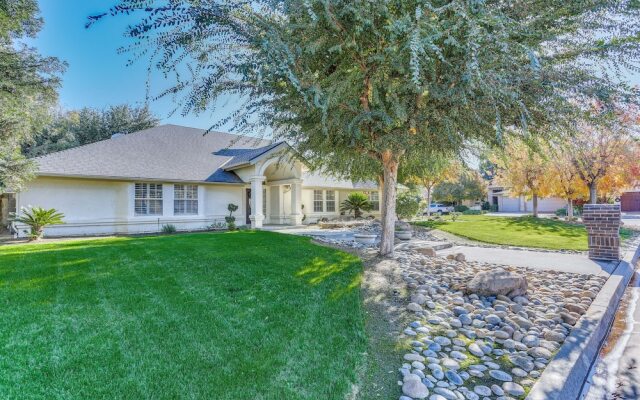 Billiards & Private Pool: Bright Clovis Home!