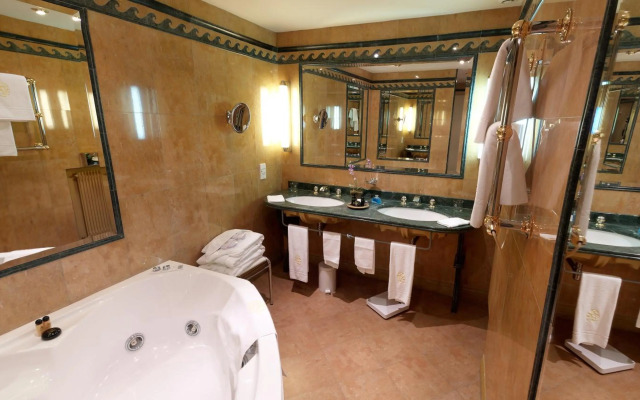 Hôtellerie du Bas-Bréau