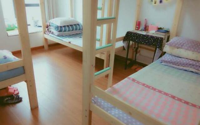 Lv Xiaoting's youth hostel
