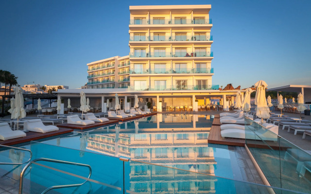 The Blue Ivy Hotel and Suites