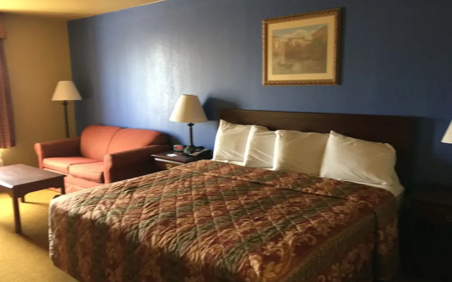 Hilltop Inn and Suites