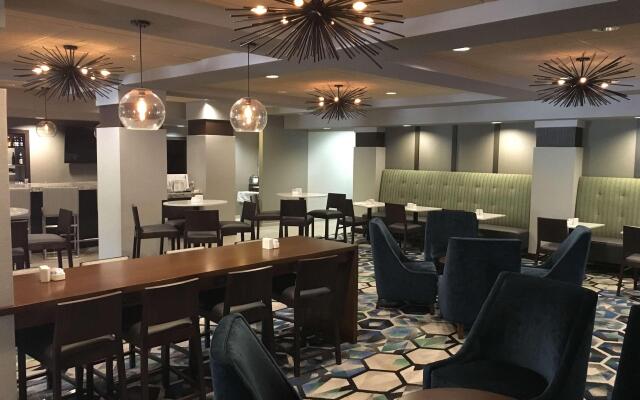 Pace Hotel Addison