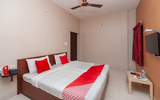 Sri Laya Guest House by OYO Rooms