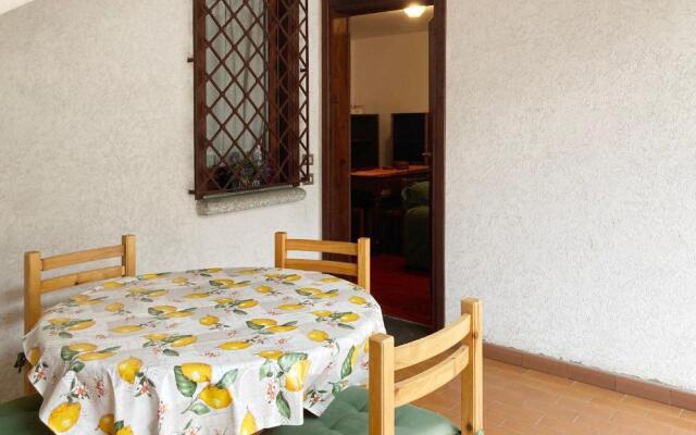 Mountain apartment in an authentic courtyard