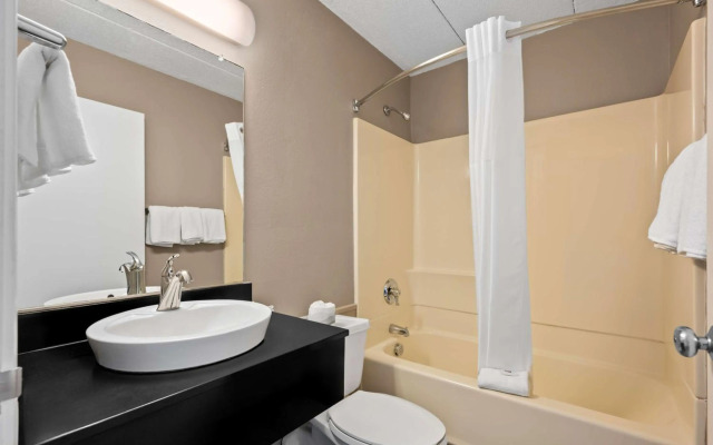 Motel 6 Portland, ME