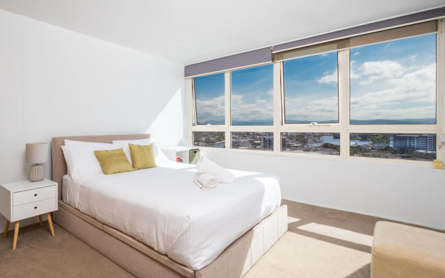 Condor Ocean View Apartments managed by Gold Coast Premium – Guest Rooms – Gold Coast
