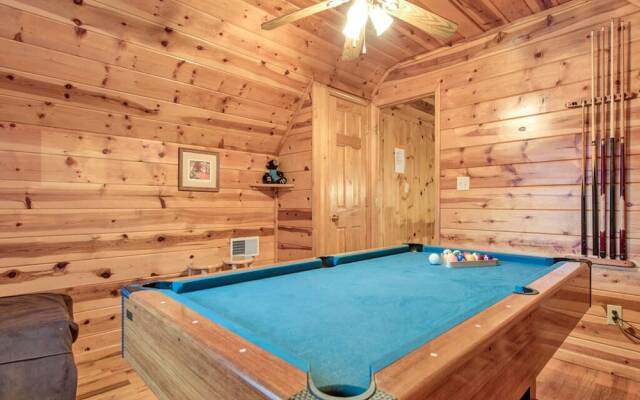 Mountain Mist - Two Bedroom Cabin